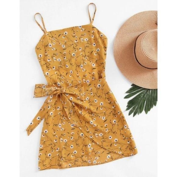 yellow floral open back dress waist tie - Picture 2 of 3